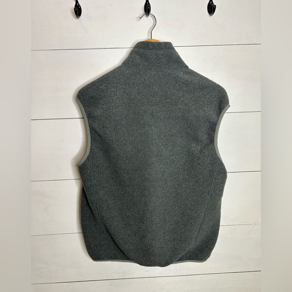 Patagonia Synchilla Men’s Fleece Vest Gray Size M | Classic Outdoor Full Zip - Picture 5 of 8